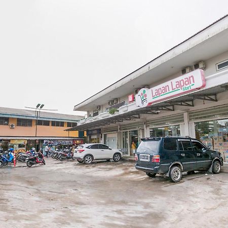 Oyo 850 Lapan Lapan Hotel Banjarmasin  Exterior foto